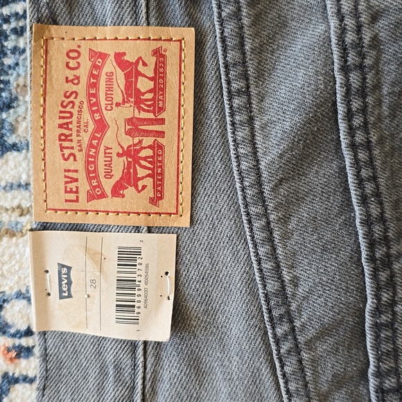 LEVIS WOMEN'S JUNIOR BLACK/GRAY LOW PROFILE STRAIGHT JEANS SIZE 28 - Picture 13 of 13